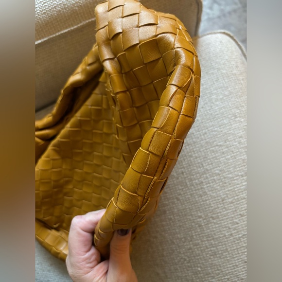 Sold- Bottega Veneta Teen Jodie - Picture 3 of 8